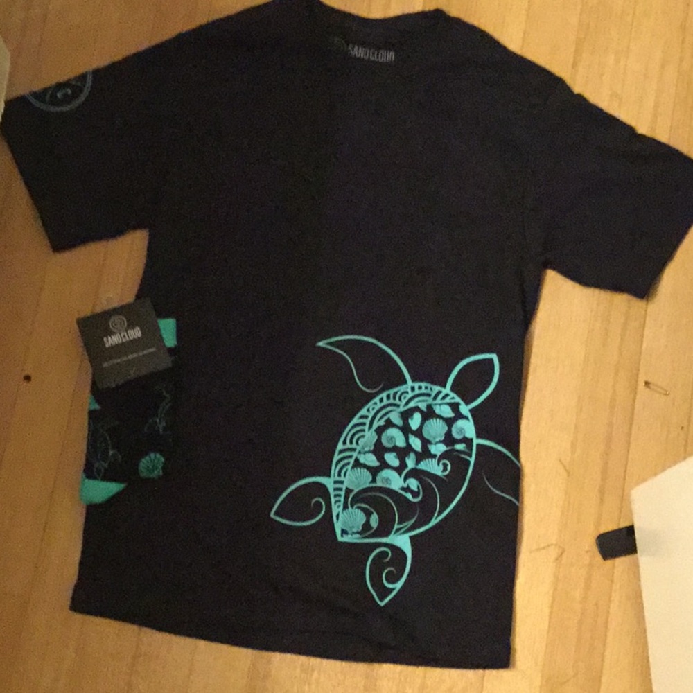 Sand Cloud Sea Turtle shirt and socks
